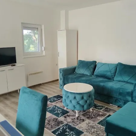 Stari Hrast 1 Apartment