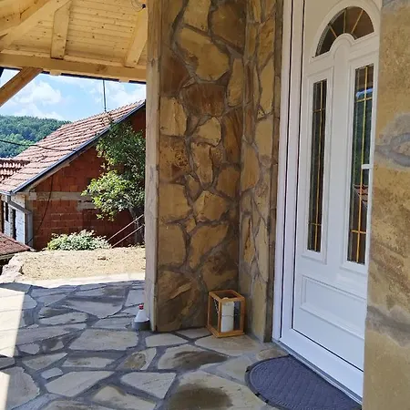 Stari Hrast 1 Apartment Prolomska Banja