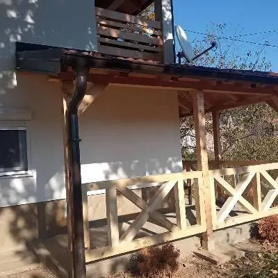 Stari Hrast 1